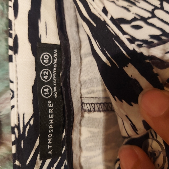 ❣️Ladies Atmosphere skinny pants size 14 (#291) - Picture 8 of 9